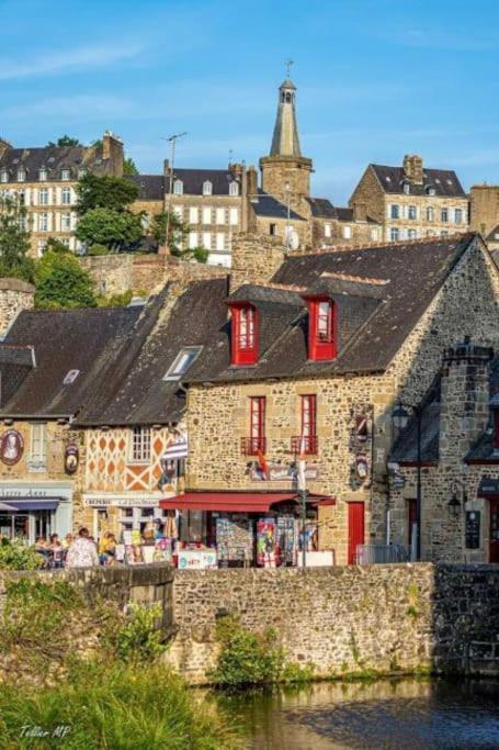 La Chouette Detente Fougeres Bagian luar foto
