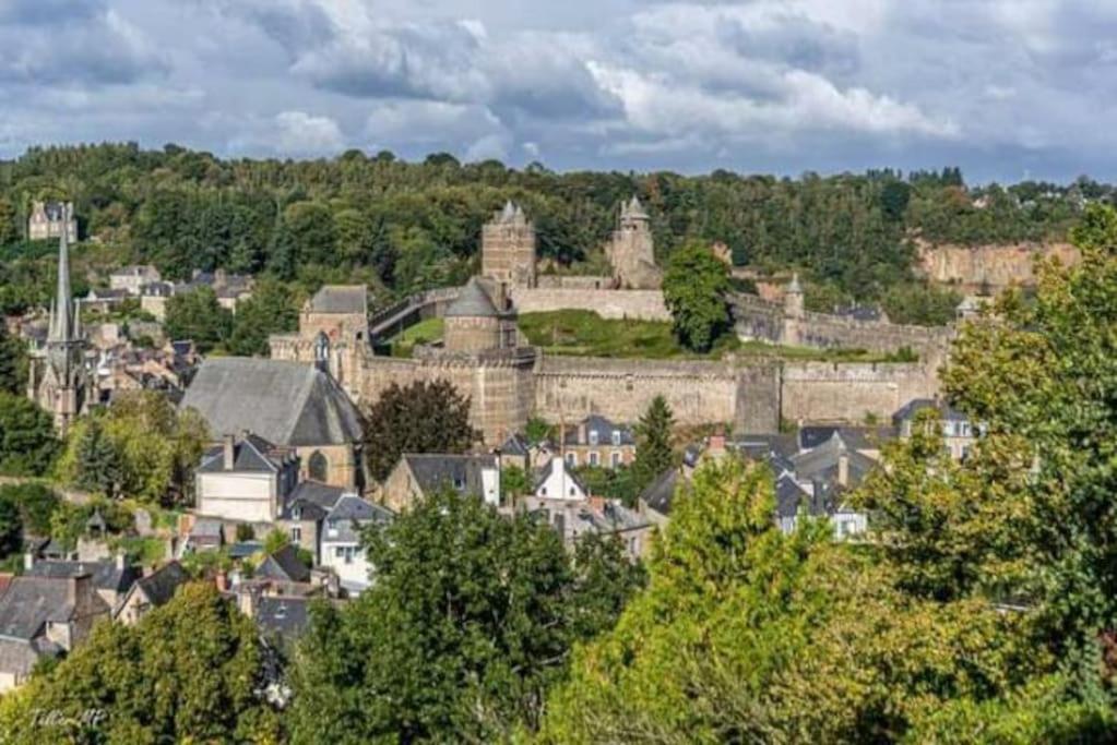 La Chouette Detente Fougeres Bagian luar foto